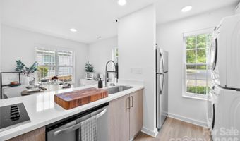 1511 Briar Creek Rd B, Charlotte, NC 28205