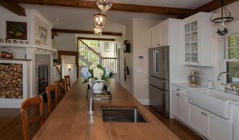 68 Ridge Rd, Ashland, NH 03217