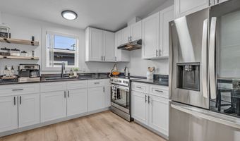 20923 NE FILBERT St, Aurora, OR 97002