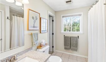 106 Canning St, Cumberland, RI 02864