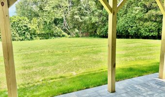 01 Sunrise Rd, Danbury, CT 06811