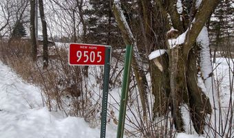 9505 TOWN HALL Rd, Amherst Junction, WI 54407