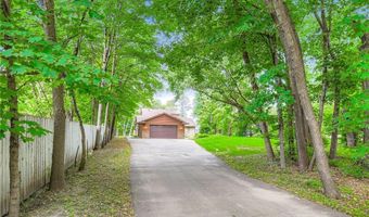 27800 Kent Ct, Chisago City, MN 55013