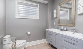 24 Brown And Howard Wharf 301, Newport, RI 02840