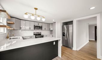 8255 MERTZTOWN Rd, Alburtis, PA 18011