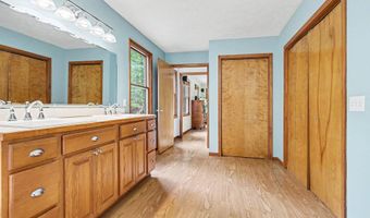 11355 108th St SE, Alto, MI 49302