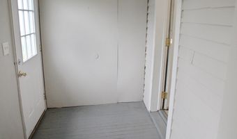 328 W 4th St, Ashland, OH 44805