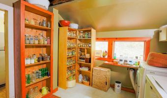 1312 Macintosh Hill Rd, Bethel, VT 05060