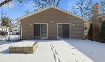 39450 N Circle Ave, Antioch, IL 60002