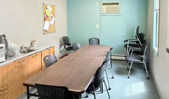 60 Second St, Auburn, ME 04210