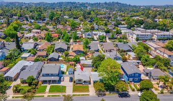 911 N Dos Robles Pl, Alhambra, CA 91801