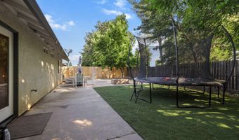 2225 Shenandoah Dr, Anderson, CA 96007