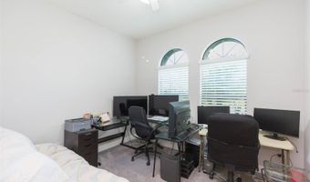 6331 VOYAGERS Pl, Apollo Beach, FL 33572