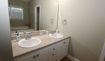 17977 Overlook Dr, Abingdon, VA 24210