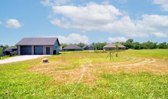 127 Hidden Valley Dr, Bardstown, KY 40004