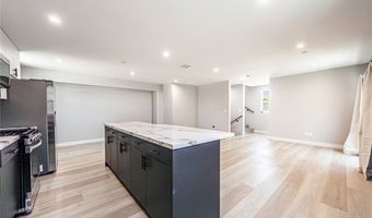 2223 S Highland Ave, Los Angeles, CA 90016