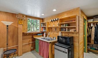 30989 N Walking Horse Ln, Athol, ID 83801