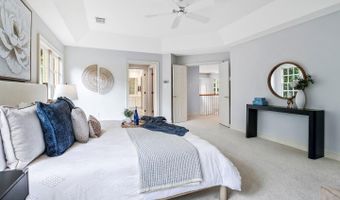 4831 26TH St N, Arlington, VA 22207