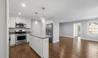 60 Saw Mill Dr 301, North Kingstown, RI 02852
