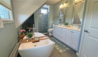 1720 Corn Neck Rd, Block Island, RI 02807
