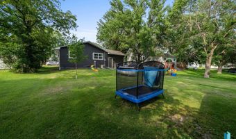 611 E 3Rd St St, Bridgewater, SD 57319