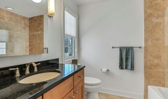 18 AVON Rd, Warren, NJ 07059
