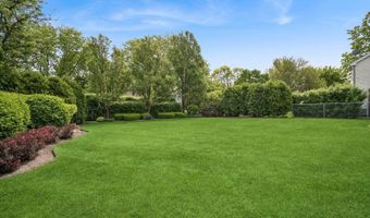 4045 N Harvard Ave, Arlington Heights, IL 60004