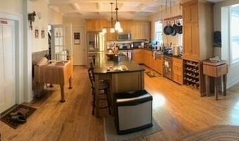 823 Washington St, Bath, ME 04530