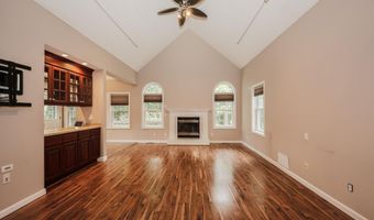 11 Mountain Rd, Bedford, NH 03110