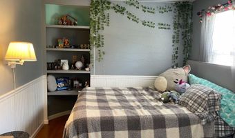 946 AQUA Ct, Annapolis, MD 21409