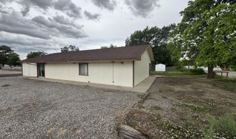 203 SWIRE Ave, Aztec, NM 87410