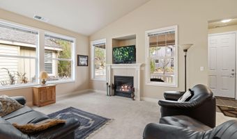 19424 Blue Lake Loop, Bend, OR 97702