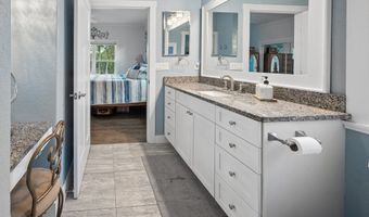 3709 NW 67th Ter, Bell, FL 32619