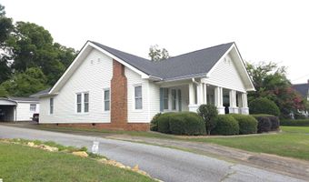 102 Wardlaw St, Abbeville, SC 29620