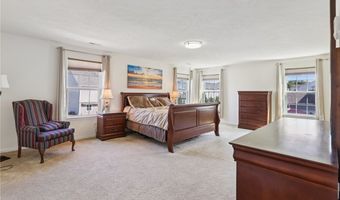 818 Hilliary Ln, Aurora, OH 44202