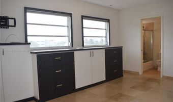 1020 94th St 402, Bay Harbor Islands, FL 33154