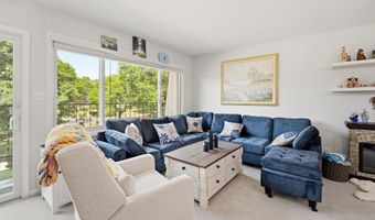 10 GREEN BAY Ct 205, Appleton, WI 54911
