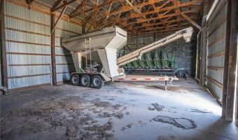 879 N 200 Rd, Baldwin City, KS 66006