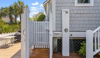 3 Scotch Bonnet Ln # B, Bald Head Island, NC 28461