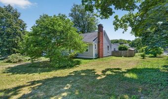 90 Lowell St, Andover, MA 01810