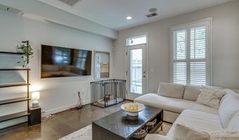 944 N COLUMBUS St, Alexandria, VA 22314