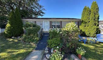 60 Flamingo Ave, Amherst, OH 44001
