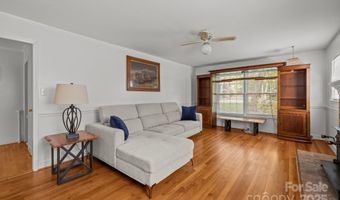 3520 Rea Rd, Charlotte, NC 28226