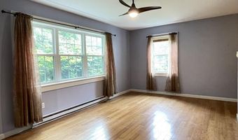 45 Seaview Ter, Belfast, ME 04915