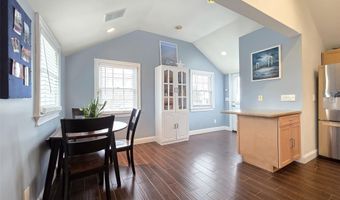 19 Kent Pl, Amityville, NY 11701