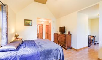 290 Castle Island Rd, Belgrade, ME 04917