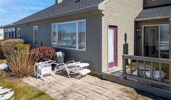 62 Nipmuc Trl C, North Providence, RI 02904