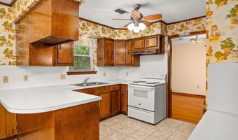 5236 Floynell Dr, Baton Rouge, LA 70809