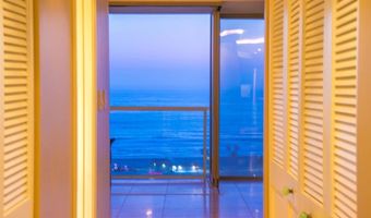 1200 N Harbor Dr 15B, Oceanside, CA 92054