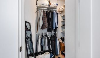 340 W 2nd St 3, Boston, MA 02127